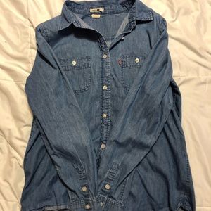 Levi’s Button Down Shirt
